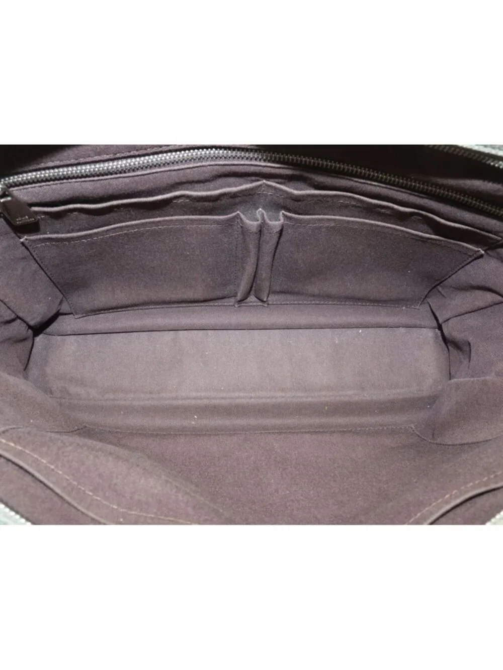 Louis Vuitton PDB MM Taiga Business Bag